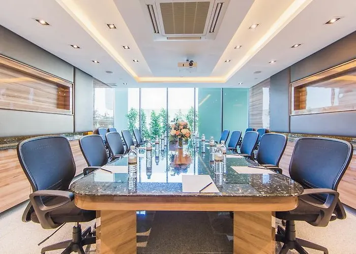 Hotel Qiss By Bliston Bangkok